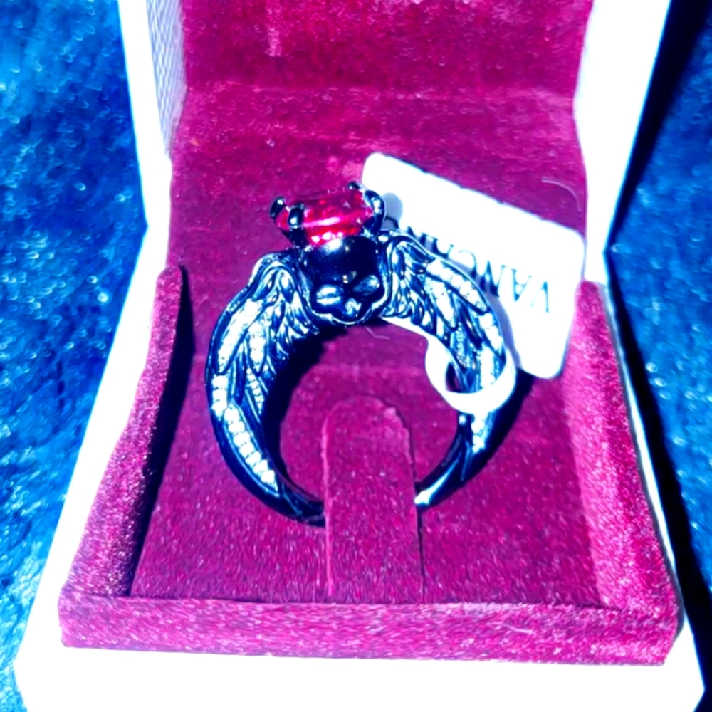 Vancaro Women's Gothic Engagement Ring
